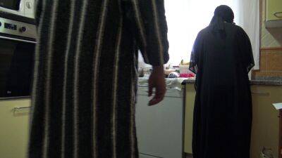 saudi arab sex homemade wife fuck hard - sunporno.com - Iran