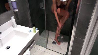 Amateur Shaving In The Shower Girl Masturbating In The Shower Masturbation In The Shower Home Video Blonde Milf Shaving Her - hclips.com